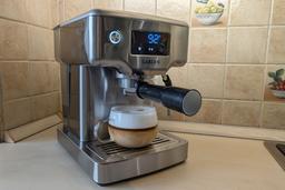 Рожковая кофеварка Garlyn C60: