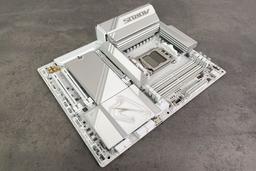 Материнская плата Gigabyte X870E Aorus Pro Ice на чипсете AMD X870E: