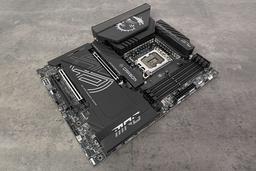 Материнская плата MSI MPG Z890 Carbon WiFi на чипсете Intel Z890: