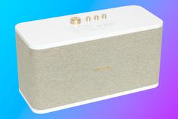 Аудиосистема Rainbo Technics Satisfaction: моноблок с элементами ретро