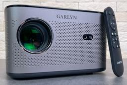 Развлекательный LCD-проектор Garlyn Lumen 4: