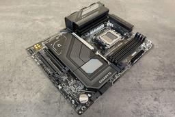 Материнская плата Gigabyte B850 Gaming X WiFi6E на чипсете AMD B850: