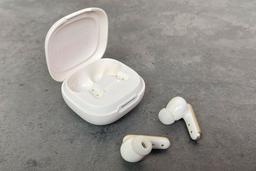TWS-гарнитура Anker Soundcore P40i: