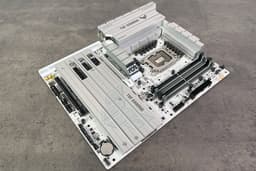 Материнская плата Asus TUF Gaming Z890-Pro WiFi:
