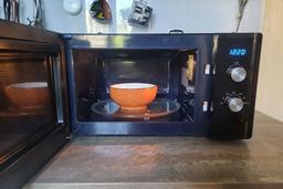 Микроволновая печь Samsung MS23K3614AK: