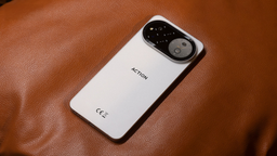 Смартфон IIIF150 Action 15: экстремальная защита и повседневный комфорт