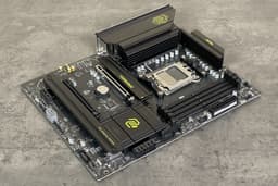 Материнская плата MSI MAG B850 Tomahawk WiFi на чипсете AMD B850: