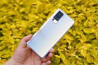 Профессиональный флагман в области обработки изображений. Камерофон Vivo X60 с суперстабилизацией уже рекламируют в магазинах