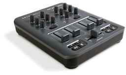 M-Audio X-Session Pro - USB MIDI контроллер для DJ и живых выступлений