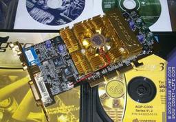 Фото дня 2: GeForce карты в нашей лаборатории