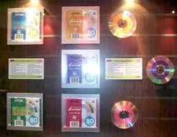 CeBIT 2002: новинки от TDK