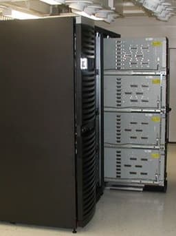 Новые системы 64P EV7 Marvel от Compaq