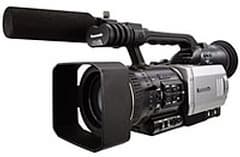 Panasonic AG-DVX100: Mini-DV камера с поддержкой стандарта 24p