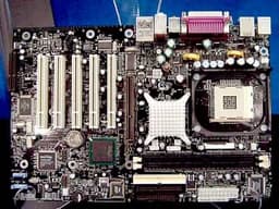 IDF Fall 2002: про Serial ATA