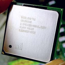 New 0.13-micron 2.0 GHz Intel Celeron officially announced