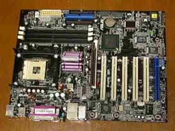 Специальный выпуск Black Pearl платы ASUSTeK P4PE