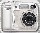 Nikon Coolpix 2100 и Coolpix 3100: в тени Coolpix SQ