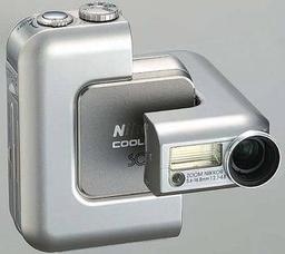 Nikon Coolpix SQ: 3.1 megapixels in miniature