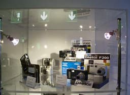 Наши на CeBIT 2003: цифровые камеры