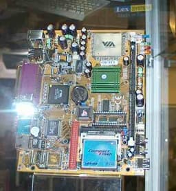 Live from CeBIT 2003: report continues…