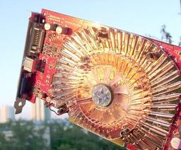 MSI GeForce FX 5900: in the light of sunrise...