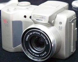 Toshiba introduces 3.2Mp Allegretto M700 digital camera with 10x optical lens