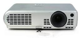 TLP-S10U и TLP-S41U — два портативных проектора Toshiba