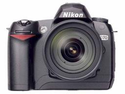 Nikon D70: a rival for Canon 300D?