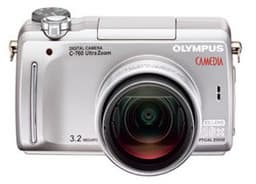 CAMEDIA C-760 Ultra Zoom: компактная камера Olympus с 10х оптическим зумом