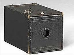 Kodak признает победу цифровой фотографии и прекращает продажи пленочных камер