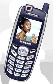 Samsung SGH-X600: 9.4MB memory and photoflash