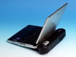 CeBIT 2004: топливные элементы Toshiba — от концепции к прототипу