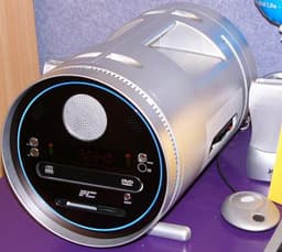 SFF barebone Piston от FIC и EX915 от AOpen