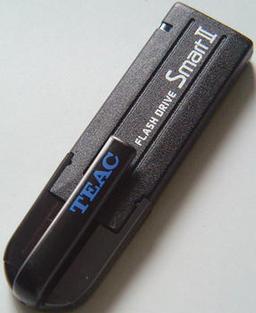 TEAC prepares Flash Drive SmartII USB 2.0 dongle series