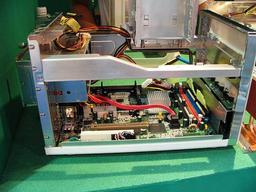 Computex 2004: IWILL barebones, two distinguished twins