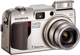 Обновление ряда камер Olympus: модели C-70 ZOOM и C-370 ZOOM