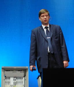 IDF 2004 в Москве: Разработка бизнес-решений на основе технологий IBM