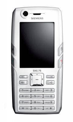 CeBIT 2005: Siemens´s new mobile quartet: SXG75, CX75, CL75 and M75
