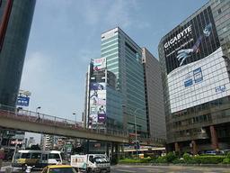 Фоторепортаж с выставки Computex 2005, день первый: стенд NVIDIA