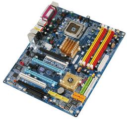 Gigabyte Unleashes GA-8N-SLI Quad Royal - Four PCIEx16 Slots