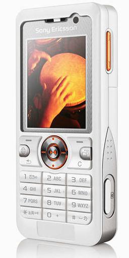 Sony Ericsson K618: лучшее из двух миров