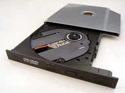 SD-L902A: Toshiba отправляет HD DVD приводы в «свободное плавание»