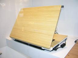 Computex 2007: стенд ASUS, часть первая