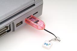 PQI S721: мини-кардридер для microSD