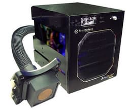 Xpressar RCB400 — прототип корпуса с «холодильником» внутри Thermaltake покажет на CeBIT