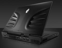 Alienware M17 — производительный игровой ноутбук с подсистемой видео, поддерживающей CrossFireX 