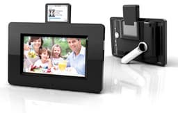 Фоторамка Mustek PF-i700 особенно привлечет владельцев iPod