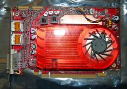 AMD Radeon HD 4760 впервые попадает в объектив фотокамеры