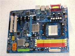 Поддержка CrossFire в платах на AMD 690G возможна?