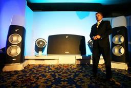 CES 2007: Philips демонстрирует технологию amBX на примере Supreme Commander